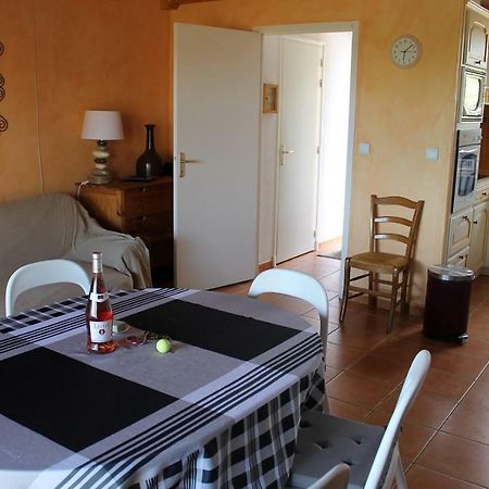 Appartement Dans La Residence Les Mazets De Camargue Arles Buitenkant foto